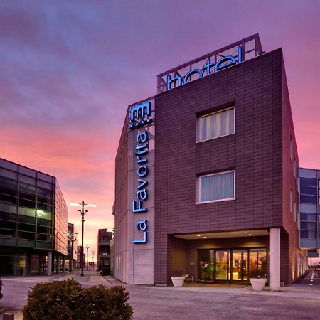 Hotel La Favorita Mantova Exteriör bild