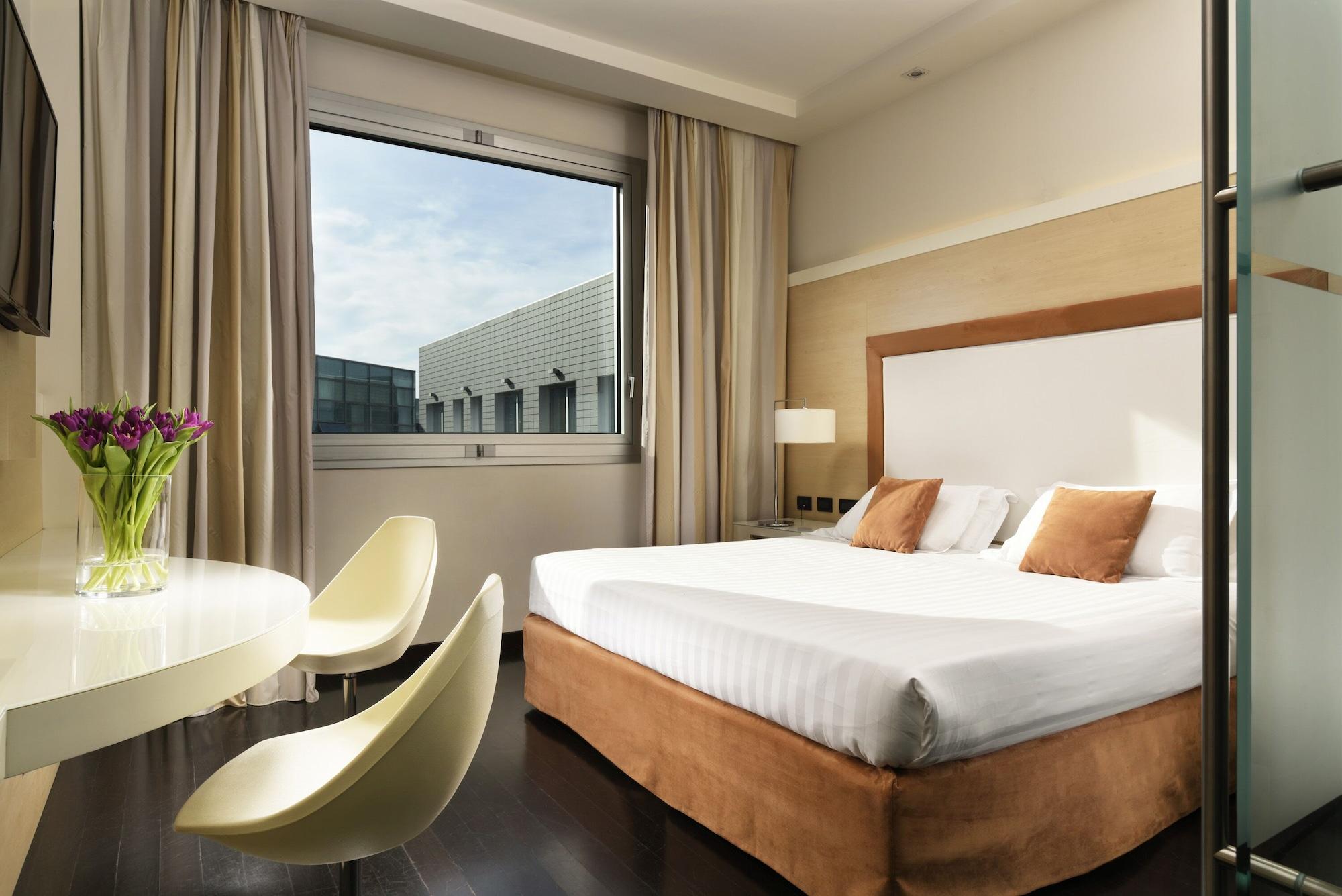 Hotel La Favorita Mantova Exteriör bild