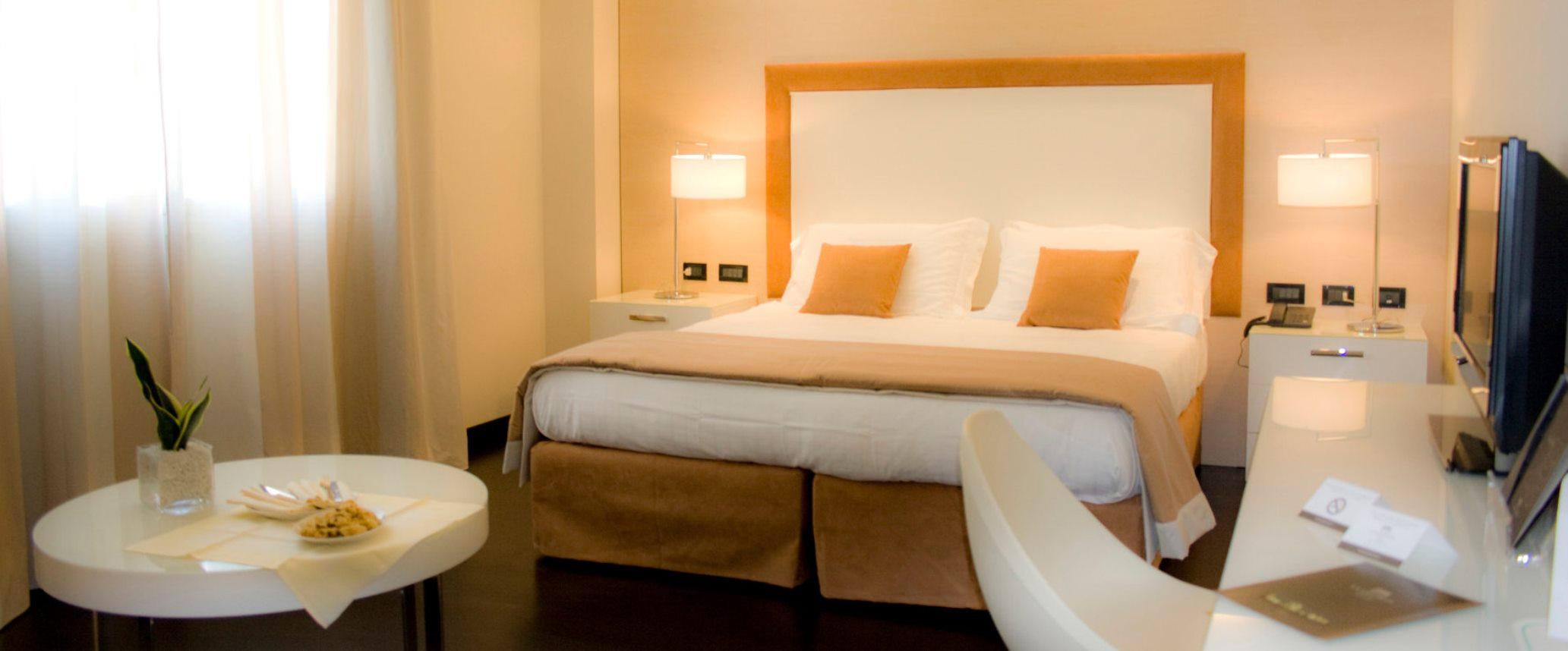 Hotel La Favorita Mantova Exteriör bild