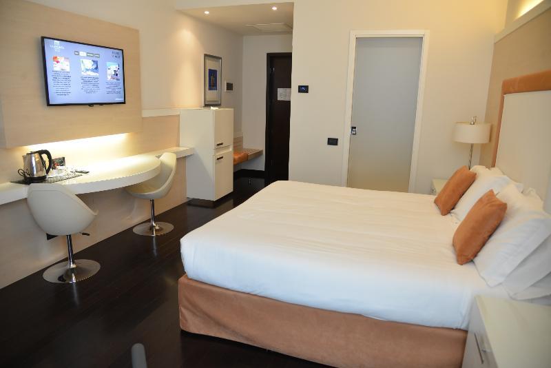 Hotel La Favorita Mantova Exteriör bild